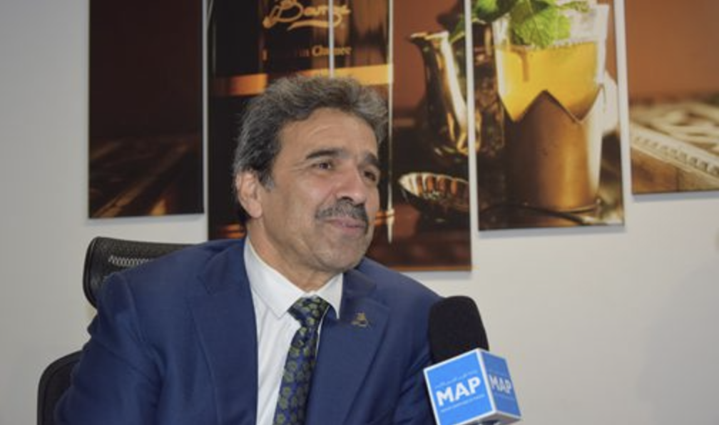 Portrait de Mohammed Mechbal Saghir, opérateur économique et fondateur de l'association Bouraza Medina, qui favorise les échanges culturels et économiques entre le Maroc et la Belgique